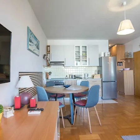 In 50616 Apartment
